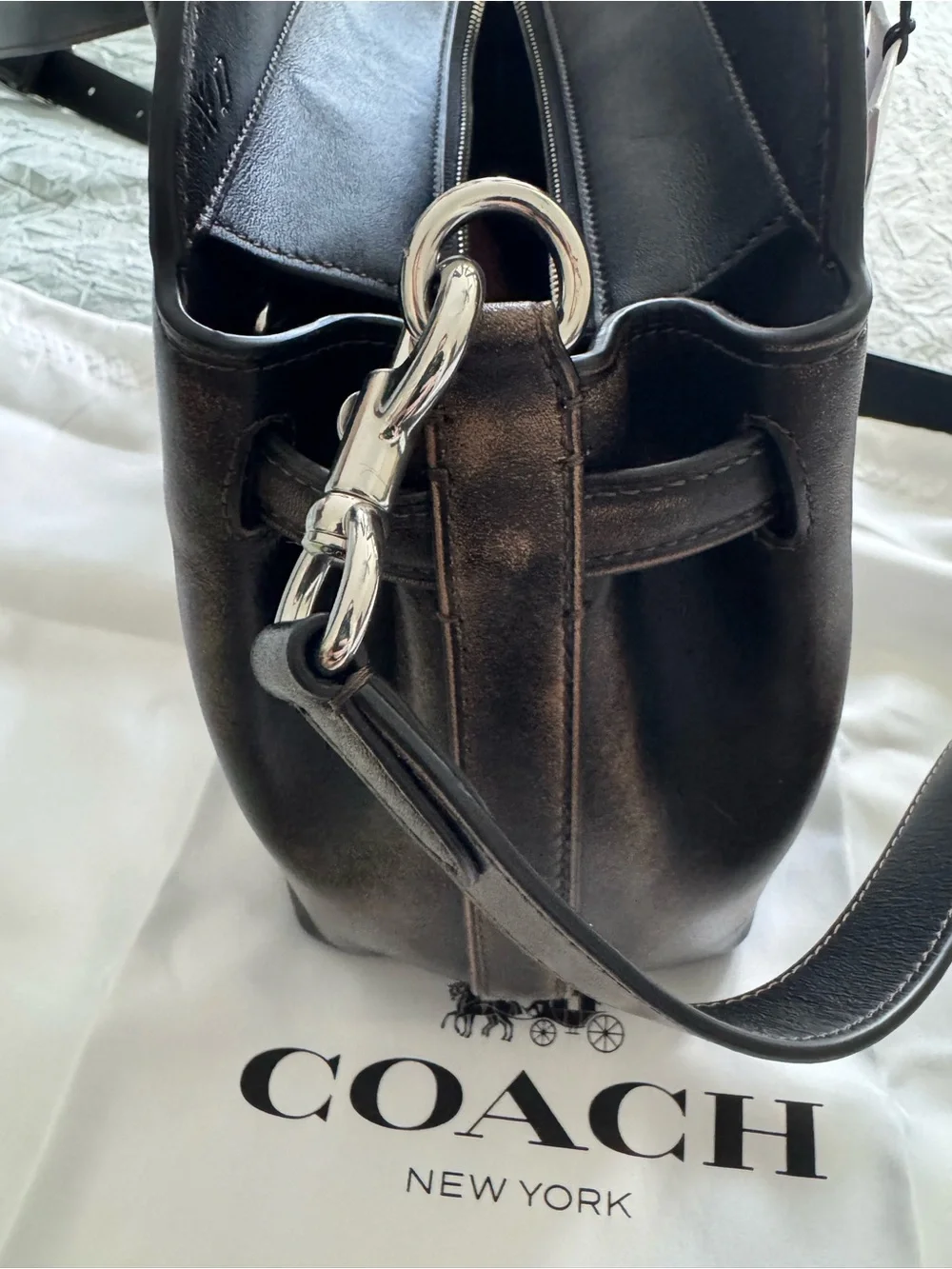 NWT Coach Loved Leather Empire 28 - Picture 9 of 14